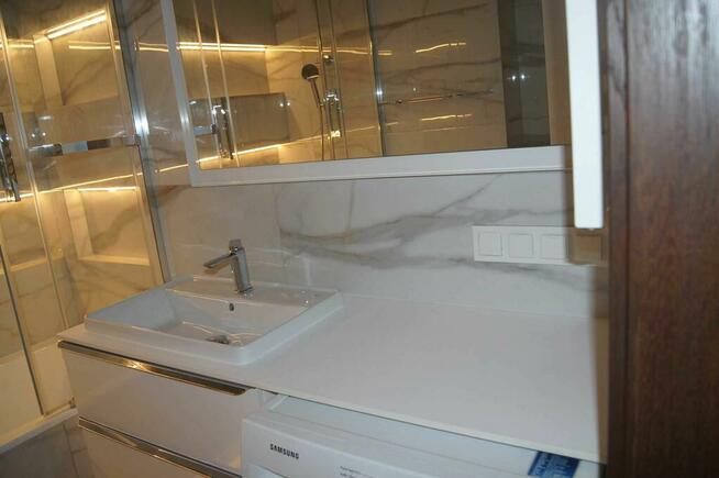 3 pokoje, oddzielna kuchnia i WC, mile widziani Studenci