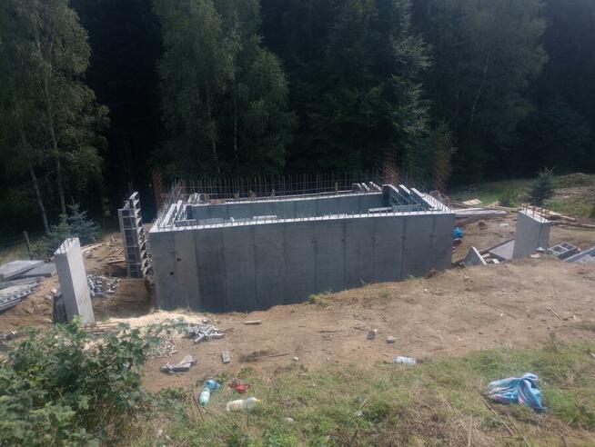 Murarz zbrojarz cieśla szalunkowy