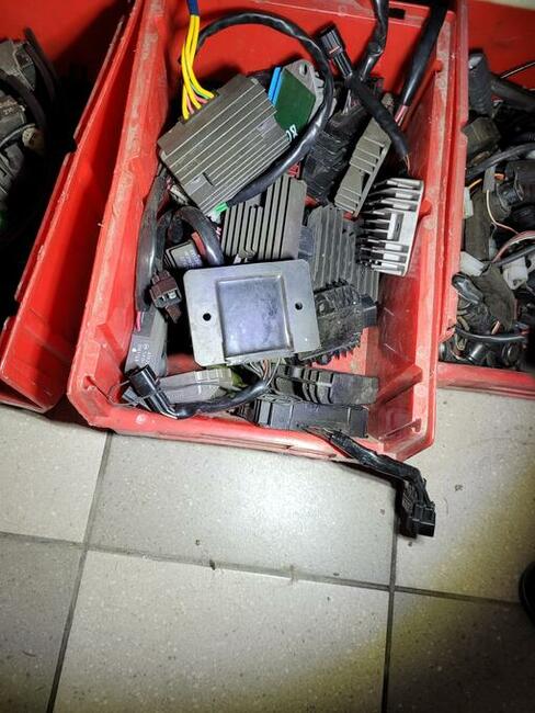 regulator napięcia SH689HA 7.1092