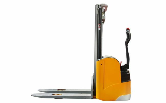 Kurs na wózki widłowe Oława– egzamin UDT w cenie 849 zł