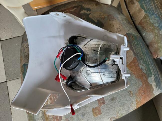 Lampa z owiewką Husgvarna enduro