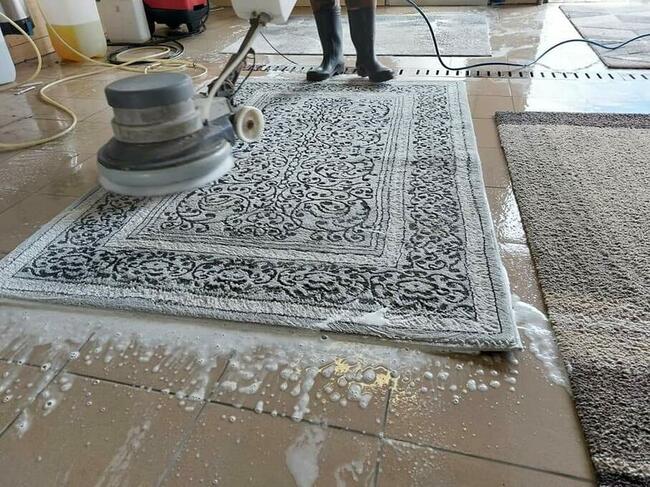 Pranie Czyszczenie Dywanów z Odbiorem od Klienta Pralnia