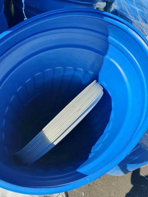 beczki plastikowe 220l czyste , stożkowe
