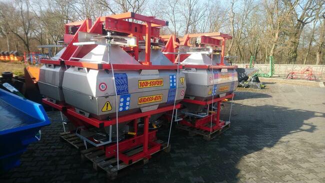 Rozsiewacz nawozu 400 / 600 / 800 / 1000