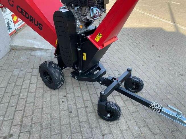 Rozdrabniacz spalinowy Cedrus RB04PRO-E Rębak 15kM