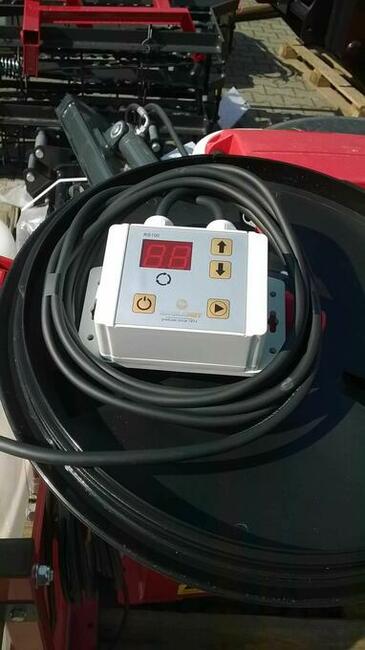 Rozsiewacz siewnik poplonu