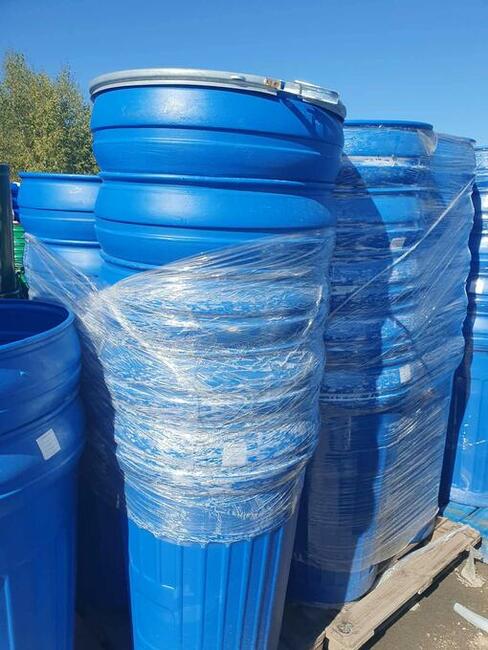 beczki plastikowe 220l czyste , stożkowe