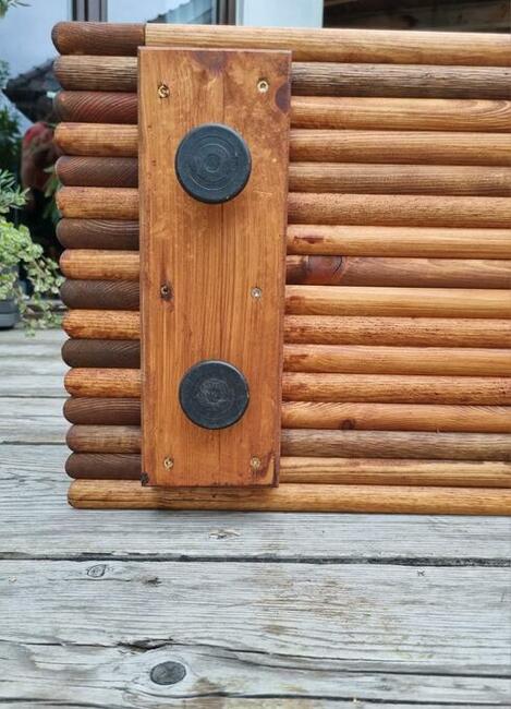 Ławka masywna, siedzisko drewniane ogrodowe 3D