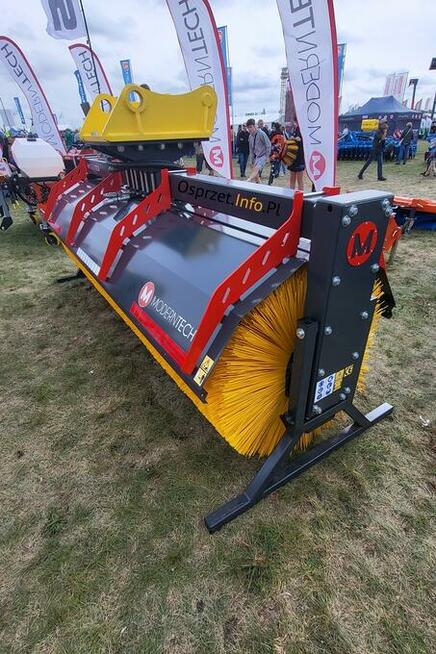 Zamiatarka do koparki do dużych powierzchni – ZMD