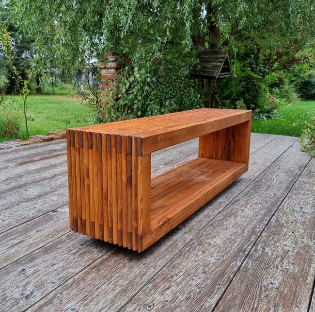 Ławka masywna, siedzisko drewniane ogrodowe 3D