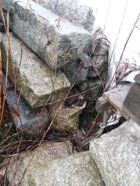 Kraweżniki stare drogowe/schody granitowe