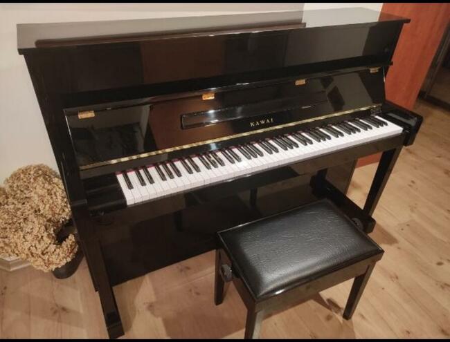 Sprzedam pianino Kawai