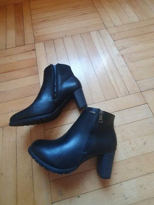 ocieplane botki na obcasie rozmiar 39