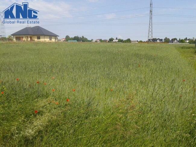 Atrakcyjna działka budowlana 13 ar z mediami