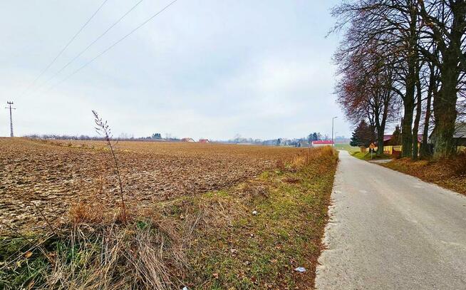 Tomaszowice - działka 20ar położona na wzniesieniu