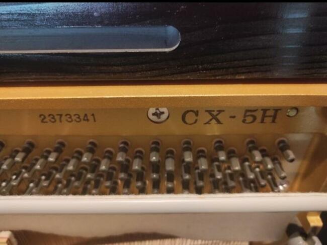 Sprzedam pianino Kawai