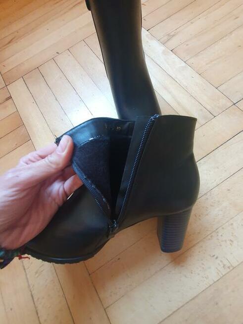 ocieplane botki na obcasie rozmiar 39