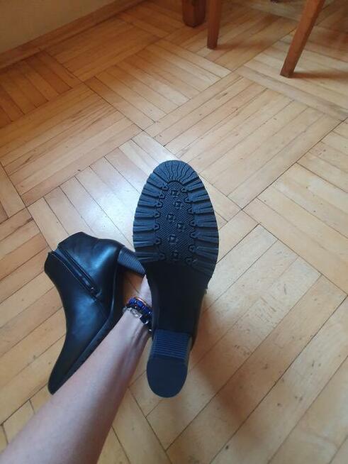 ocieplane botki na obcasie rozmiar 39