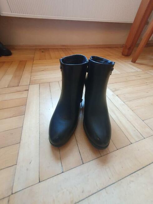 ocieplane botki na obcasie rozmiar 39