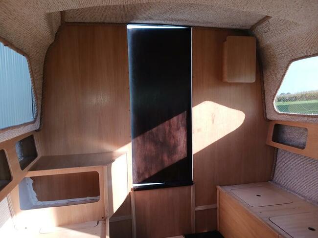 Sprzedam łódź motorową kabinową