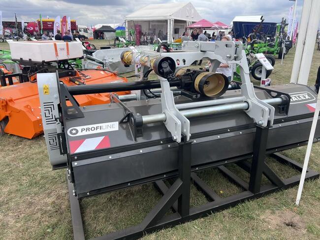 Kosiarka bijakowa 280 cm 2,8m wałek Wom PTO młotki przesuw b