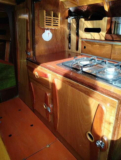 Jacht drewniany mak 666 Tojs