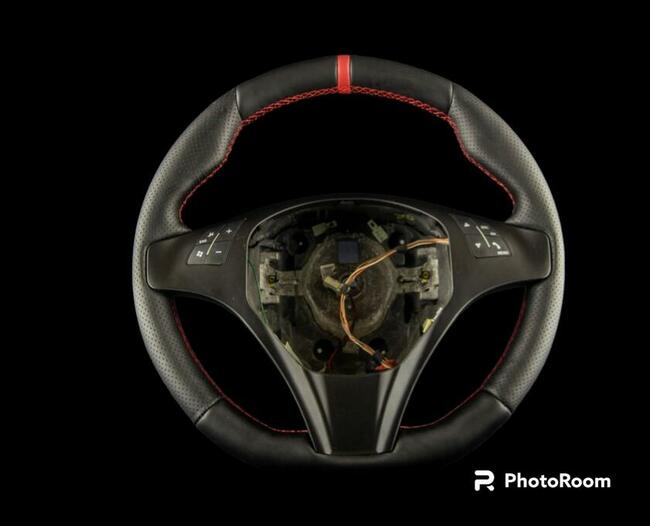Kier Center - obszywanie kierownic, modyfikacja owalu