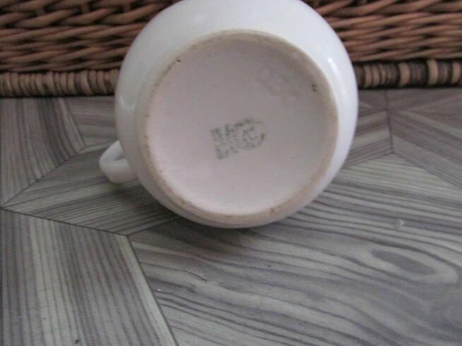 Dzbanek - mlecznik PRL