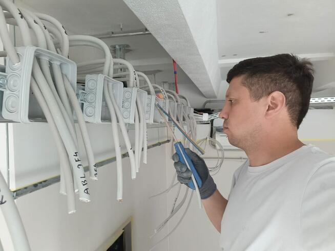 Wykonam instalację elektryczne/podwynawca