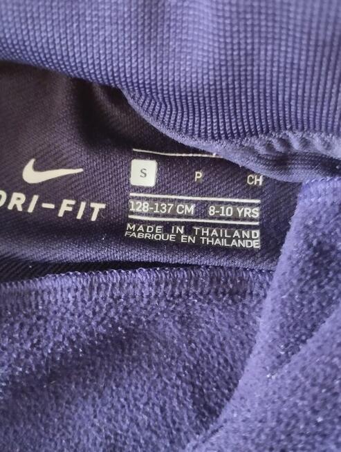 Sprzedam bluzę FC Barcelona na suwak Nike