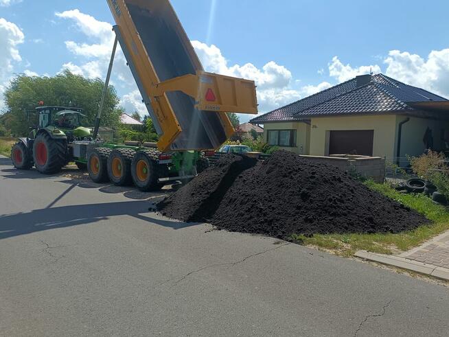 Prace ziemne koparkami, wyburzenia, transport