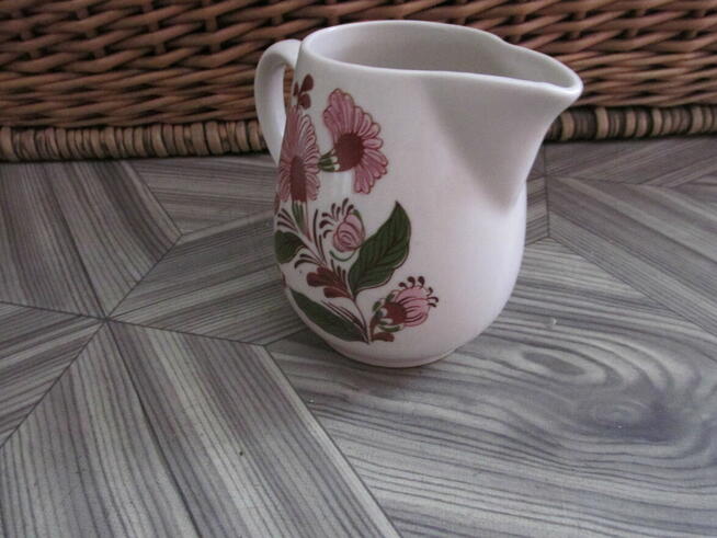 Dzbanek - mlecznik PRL