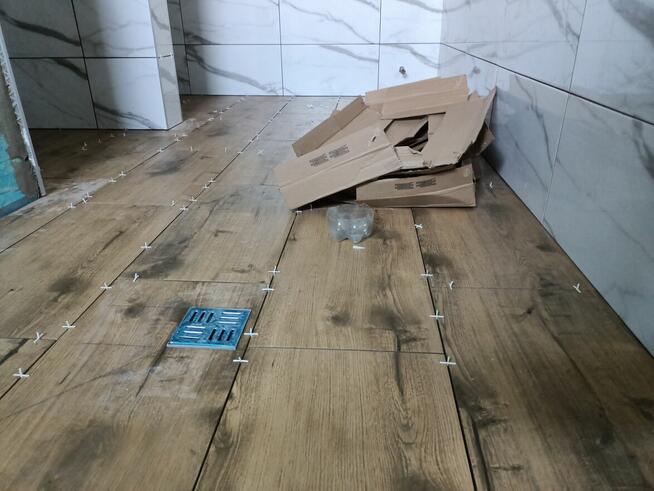 Praca od zaraz dla Glazurnika , pomocnik glazurnika