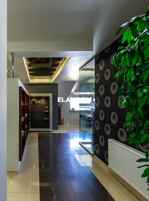 Duże biuro, w cichym miejscu Michalina