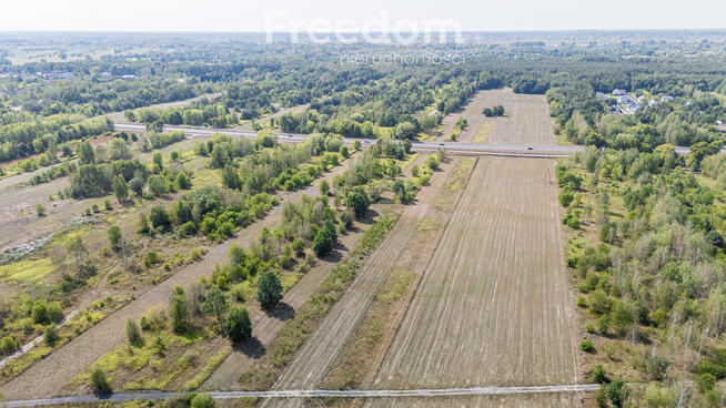 Działka inwestycyjna przy drodze 801