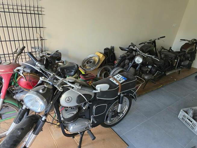 SHL motor stan bdb zarejestrowany ,pali.jezdzi, opłacony jak