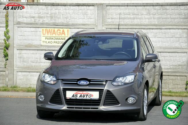 Ford Focus 1,6i 150KM Titanium/SONY/Navi/ParkAssist/Serwis/Alufelgi/Zadbany