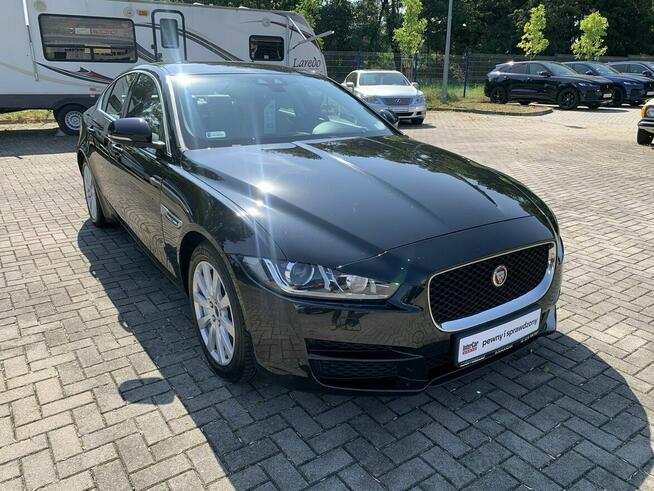 Jaguar XE 2.0d 180 KM
