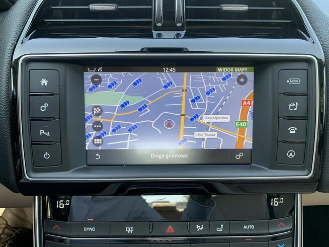 Jaguar XE 2.0d 180 KM