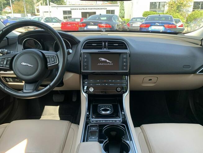 Jaguar XE 2.0d 180 KM