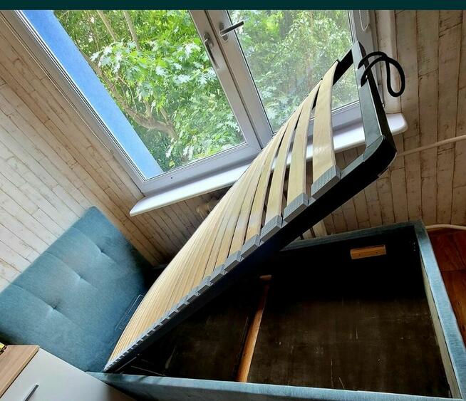 Łóżko tapicerowane z pojemnikiem 90/200