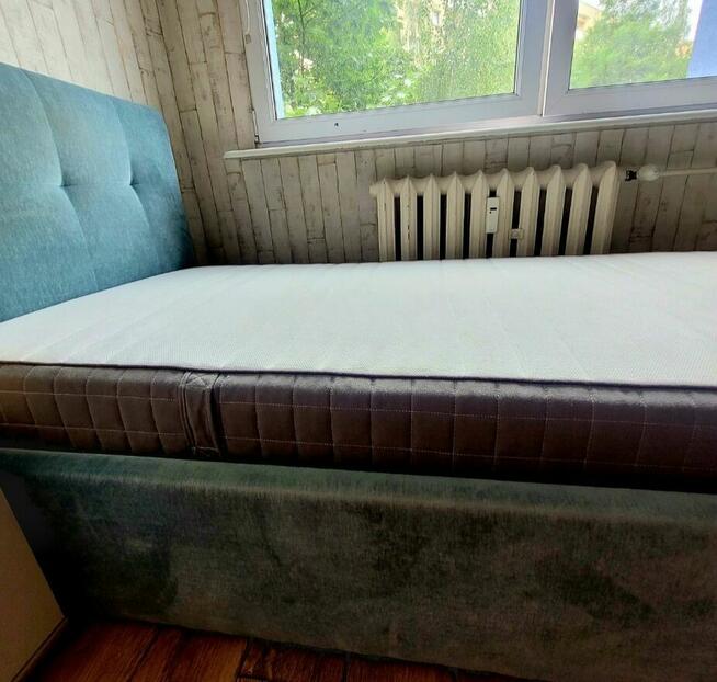 Łóżko tapicerowane z pojemnikiem 90/200