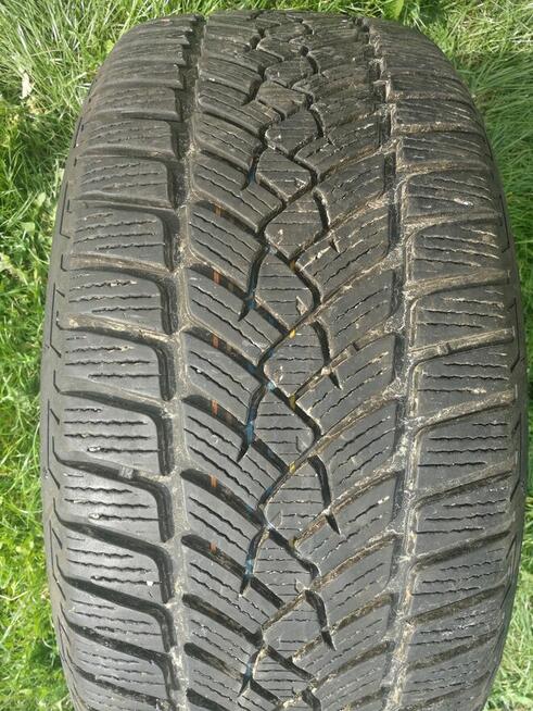 Sprzedam oponę zimową Fulda Kristall control HP2 245/45R18