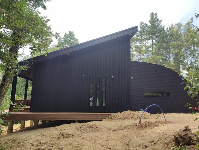 Elewacja drewniana montaż konstrukcja i deski tarasowe