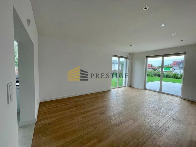 Luksusowy dom wolnostojący - salon 6m!