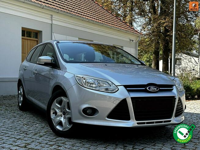 Ford Focus Benzyna Climatronic Gwarancja