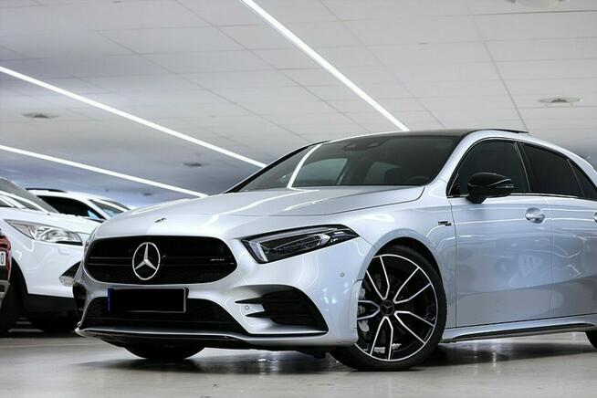 Mercedes-Benz AMG A 35 4MATIC Pano Night HUD