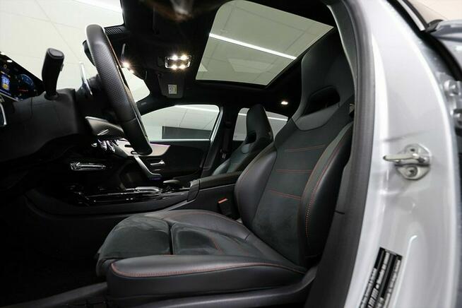 Mercedes-Benz AMG A 35 4MATIC Pano Night HUD