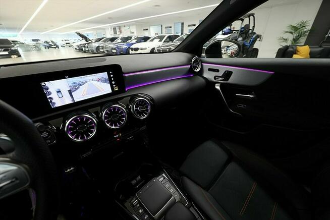 Mercedes-Benz AMG A 35 4MATIC Pano Night HUD