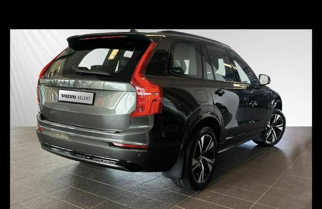 Volvo XC90 B5 AWD R-Design